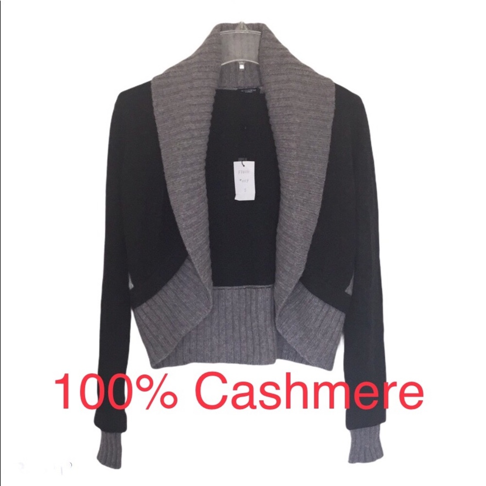 NWT. MAGASCHONI Cashmere Cardigan Wrap Shawl